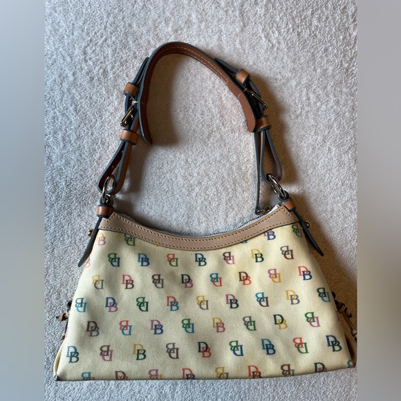 Dooney & Bourke 1975 vintage handbag. Logo, pale yellow. Excellent condition - Picture 5 of 12